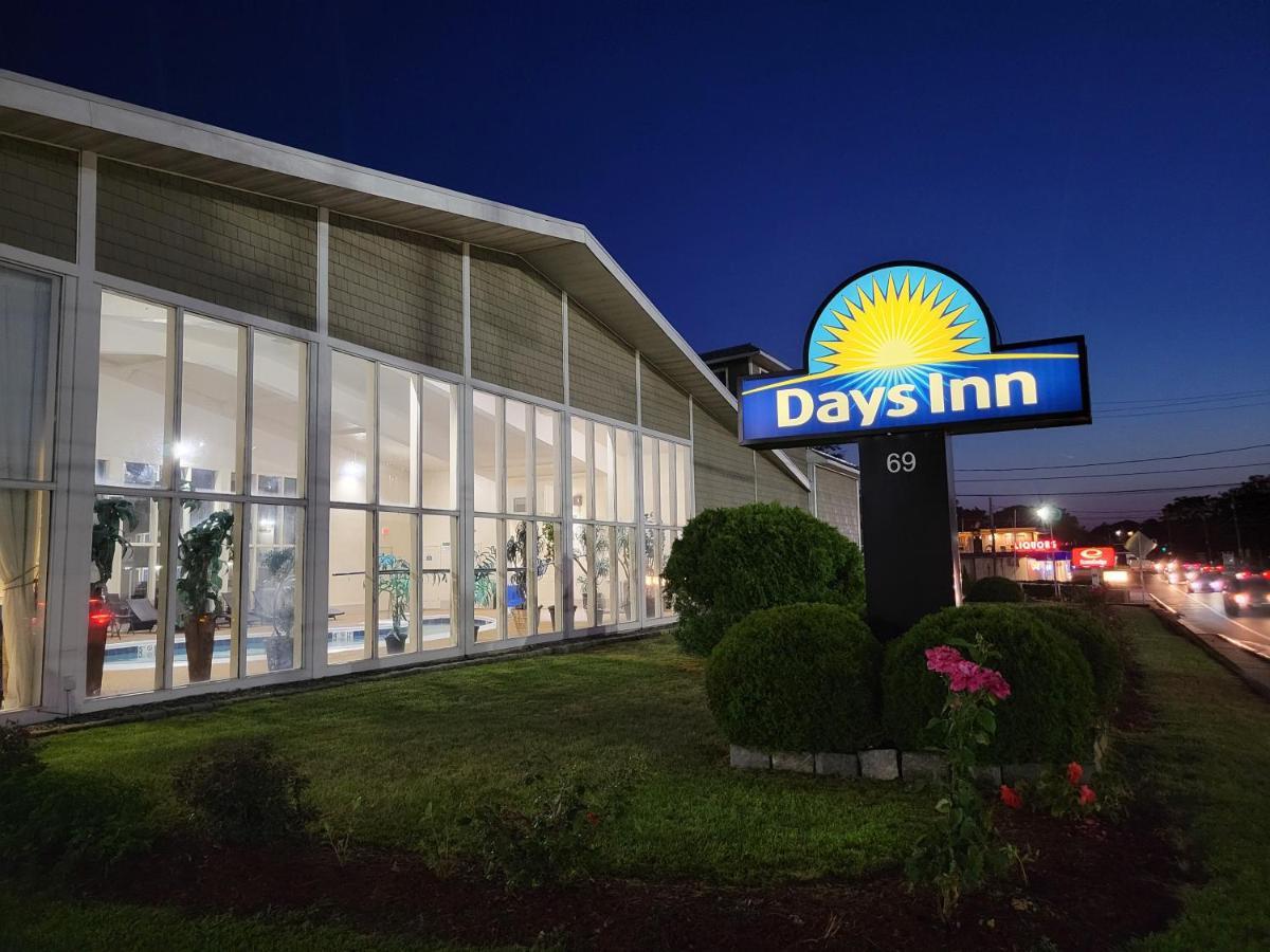 Days Inn By Wyndham - Cape Cod West Yarmouth Buitenkant foto